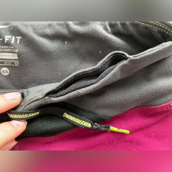 Nike Dri Fit Epic Running Tights Berry XS - Picture 4 of 11